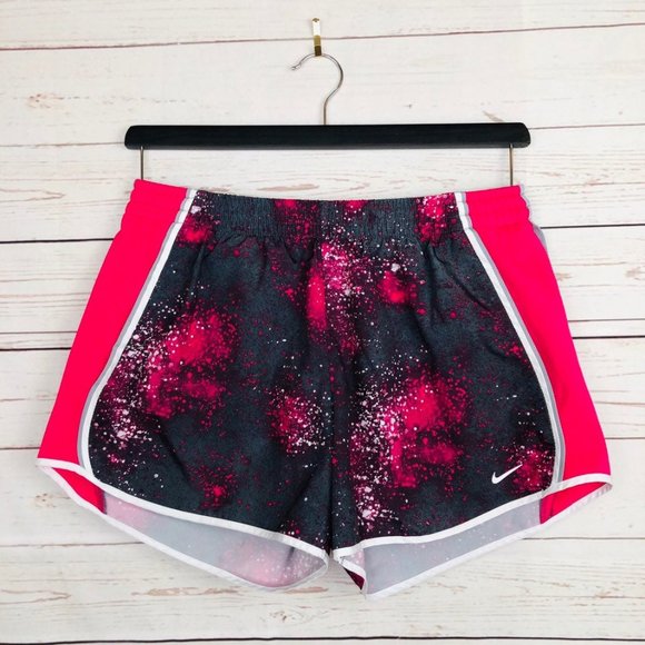 Nike Pants - Nike Dri Fit Tempo Shorts Medium